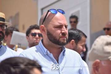 La Viña procesiona a su patrona en la despedida de sus fiestas patronales/Francisco Javier Santana y TA.